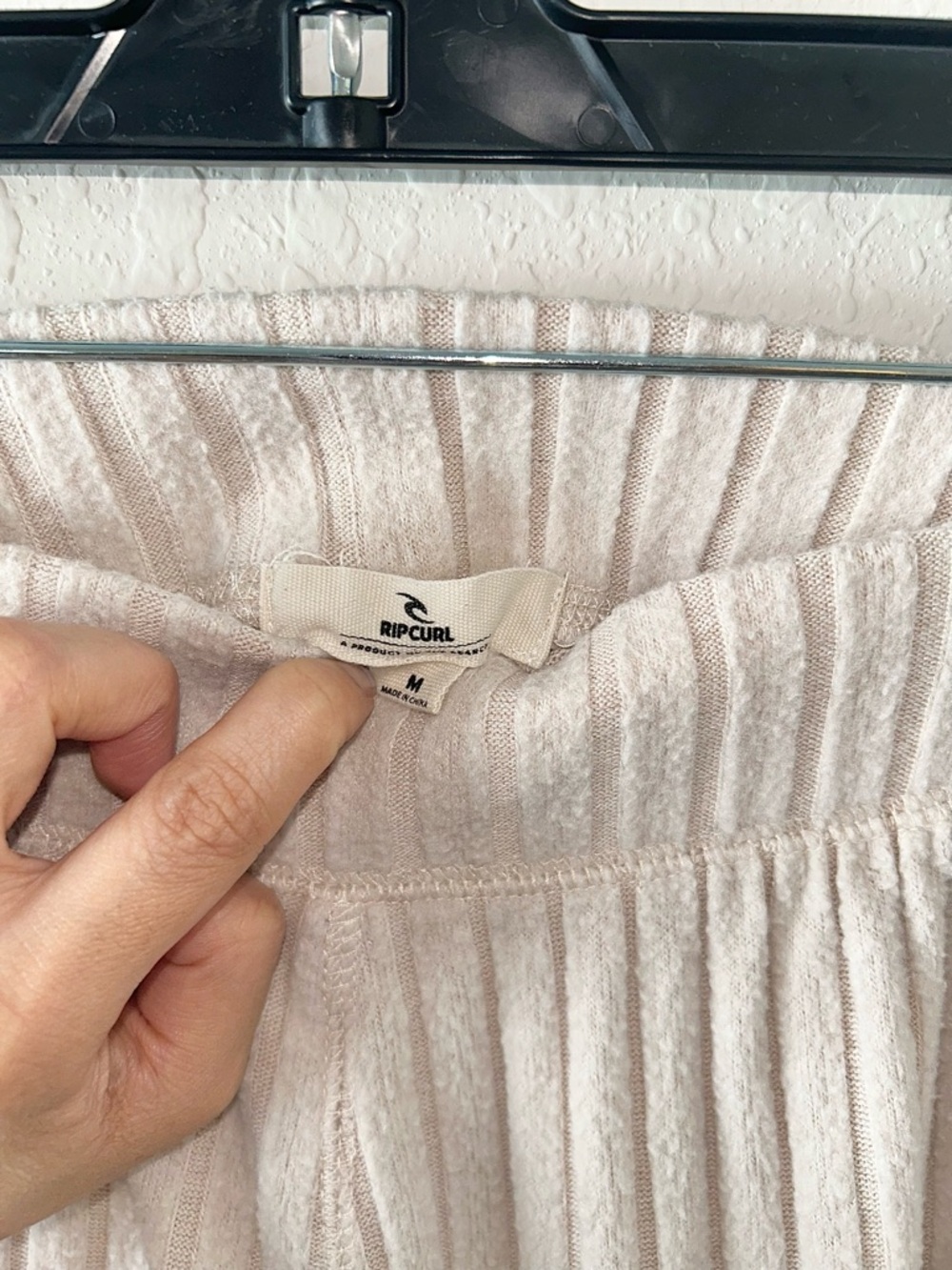 RIP CURL Ribbed Wide-Leg Knit Cosy Flare Pants - Picture 3 of 8